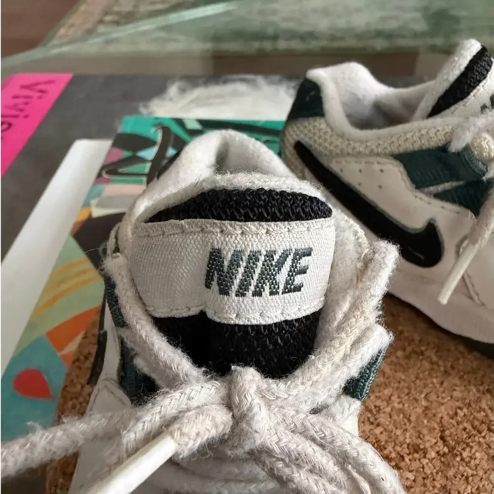 Nike 1996 Baby Screech Vintage Sneakers